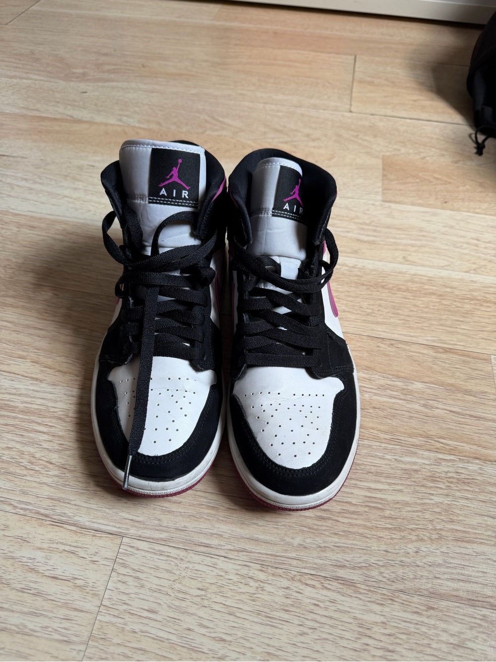 Jordan High-Top Sneaker - White / Black / Hot Pink